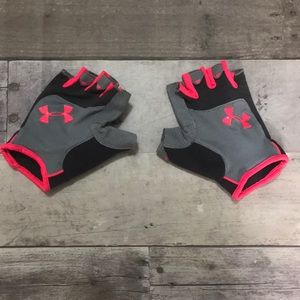 NWOT Under Armour Lifting/Workout Gloves